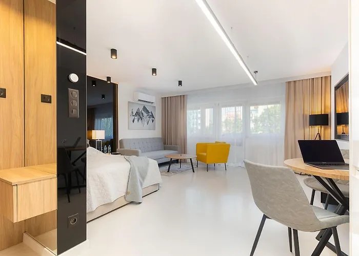 Silesian Vip Centrum Free Parking *